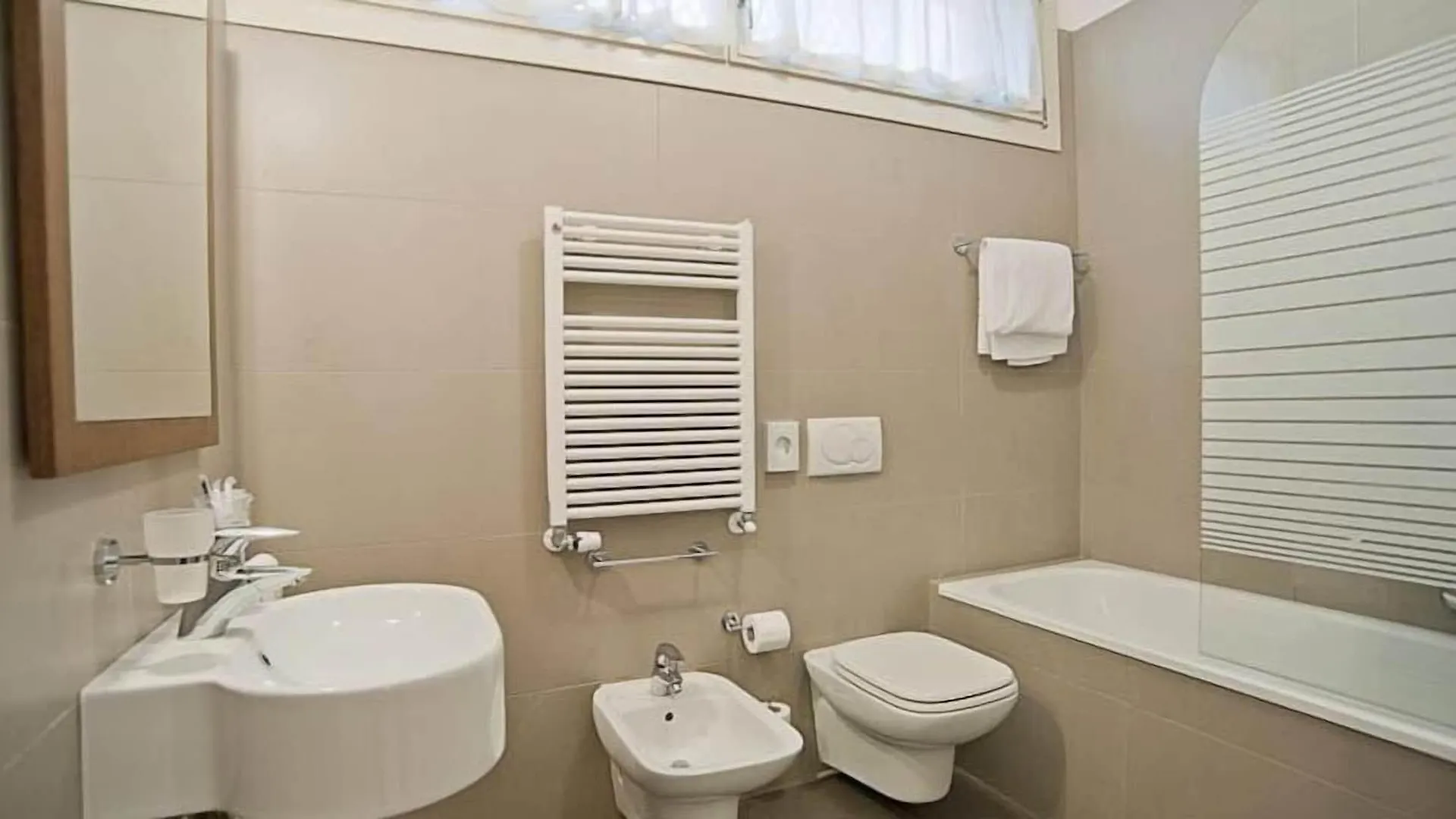 Al Canal Regio - Guest House Венеция