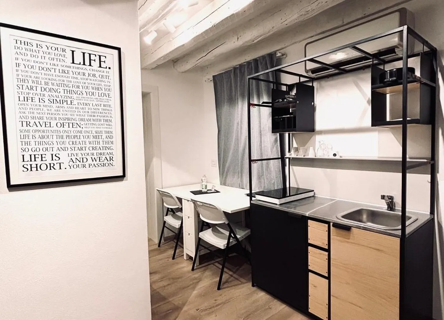 ***  Al Canal Regio - Guest House Венеция Италия