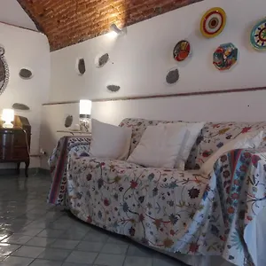 Bouganville Appartamento Aeroporto di Catania Fontana Rossa