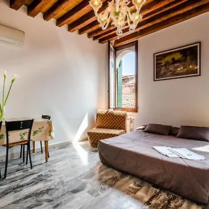 Venice Apartments Appartement