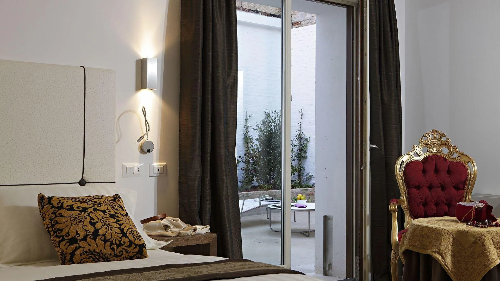 Al Canal Regio - Guest House Venecia
