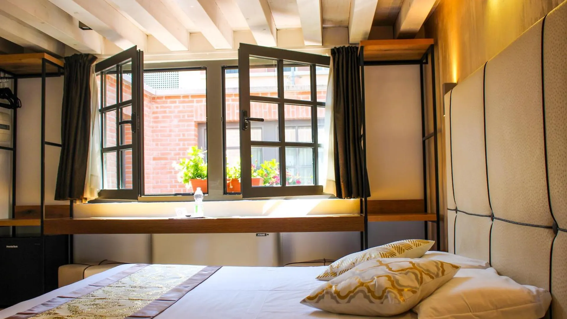 Al Canal Regio - Guest House Venecia