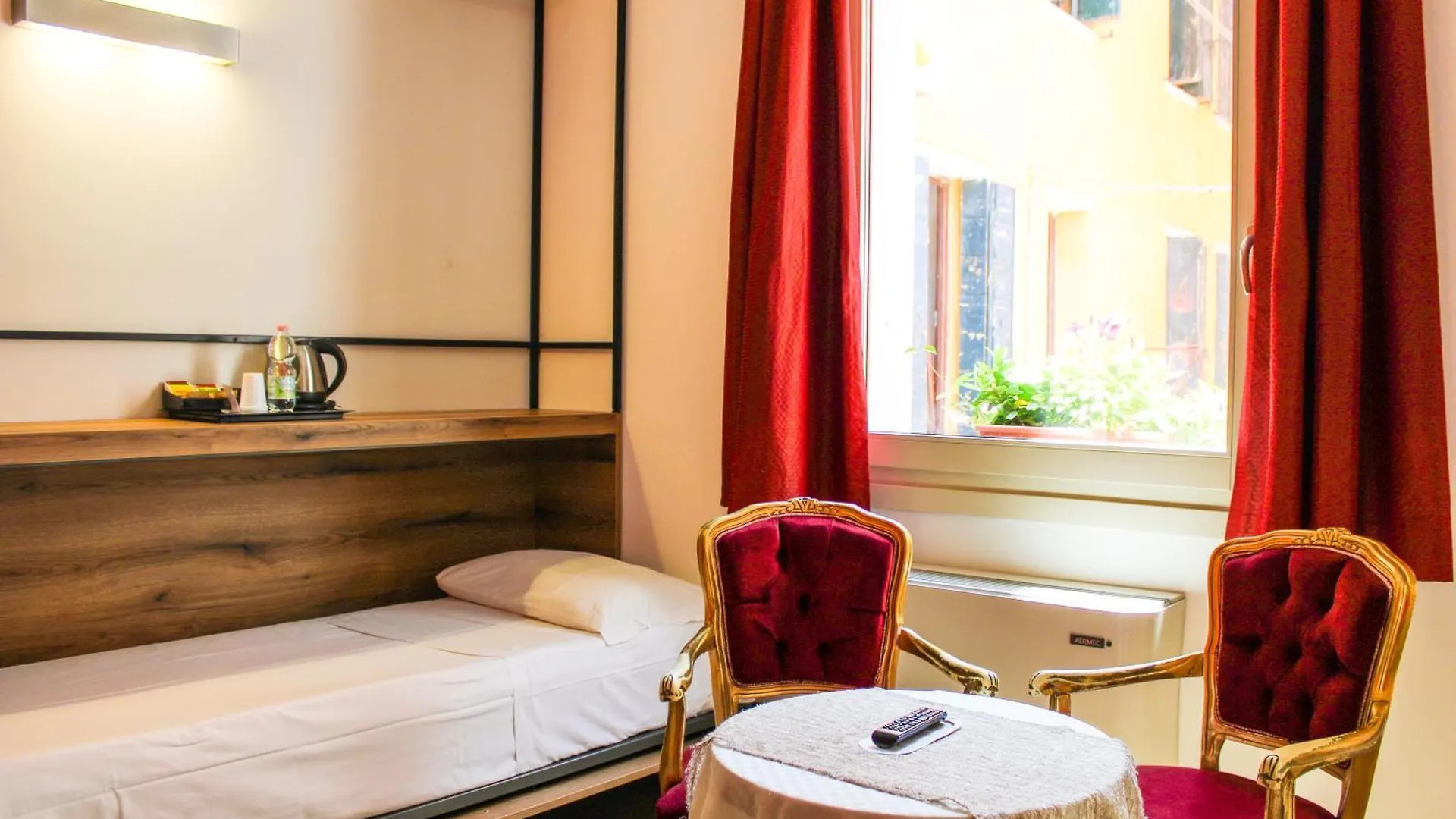 Al Canal Regio - Guest House Venecia